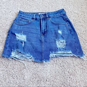 Cute PacSun denim skirt 🤍